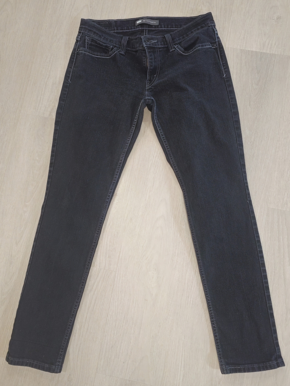 Levi's 524 Too Superlow Dark Wash Women’s Skinny Jeans - Black